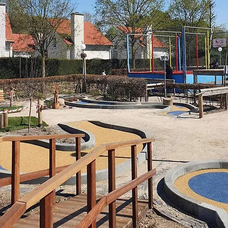 Villa Restyled With 5 Bathrooms, Located In A Area